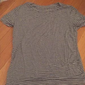 Soft and sexy American Eagle stripped Tee